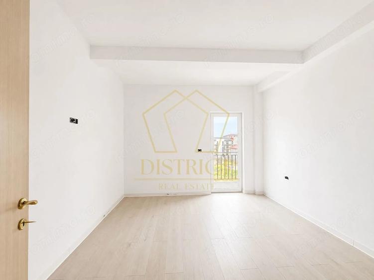 Apartament cu 3 camere decomandat în Braytim