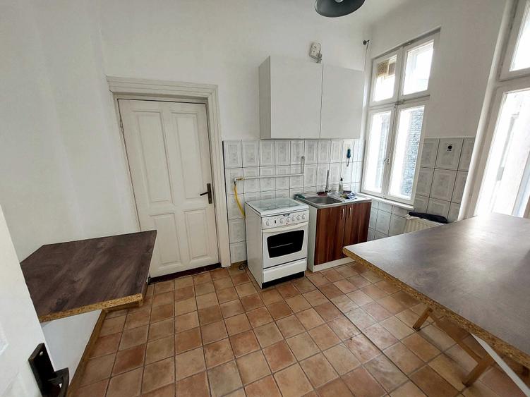 Casă cu 3 camere cu Teren 150 Mp în Cantemir