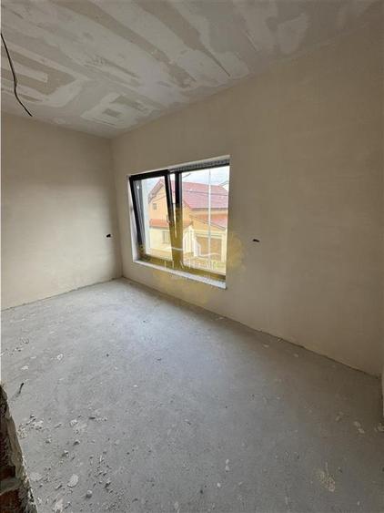 Duplex cu 4 camere cu Teren 275 Mp în Giarmata-Vii