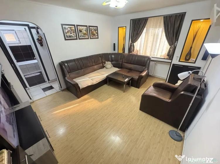 Apartament cu 2 camere semidecomandat în Poarta 6