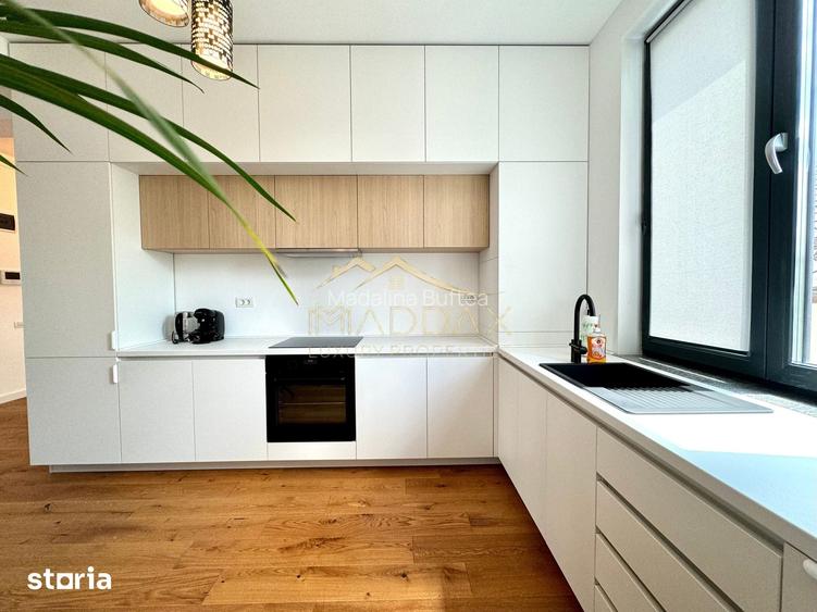 Apartament cu 3 camere *prima inchirere* //loc de parcare/ zona Herast