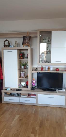 Apartament cu 3 camere semidecomandat în Mihai Viteazul