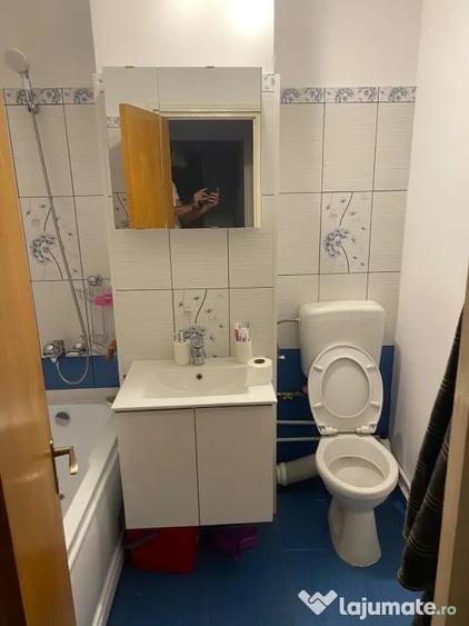 Garsonieră decomandată în Central