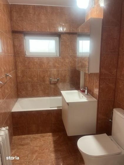 Apartament cu 3 camere decomandat în Mărăști