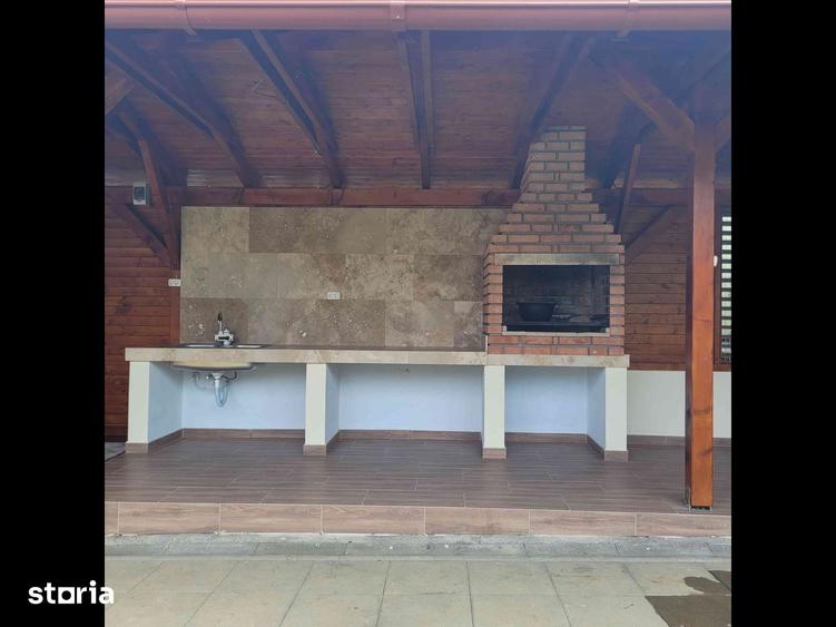 Casă cu 4 camere cu Teren 815 Mp în Livezeni