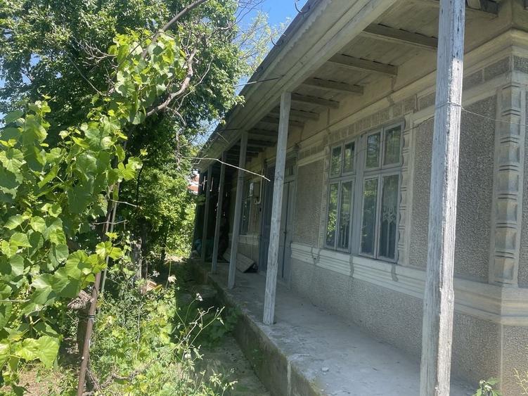 Casă cu 4 camere în Săgeata