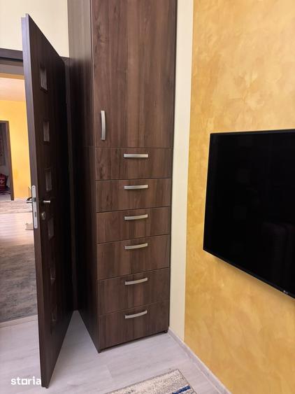 Apartament cu 3 camere în Florești
