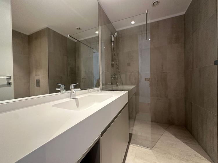 Apartament cu 4 camere, mobilat în Floreasca