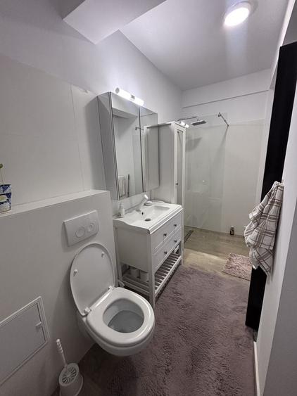 Apartament cu 2 camere în Florești
