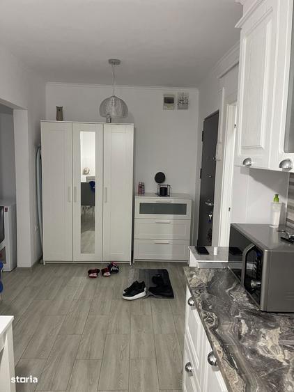 Apartament cu 2 camere decomandat în Exterior Vest