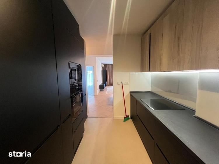Apartament cu 4 camere în Herăstrău