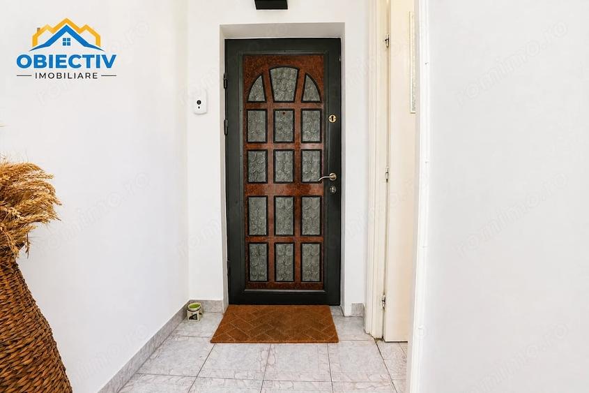 Apartament cu 4 camere decomandat în Central
