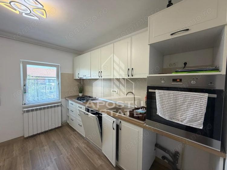 Apartament cu 2 camere semidecomandat în Bucovina