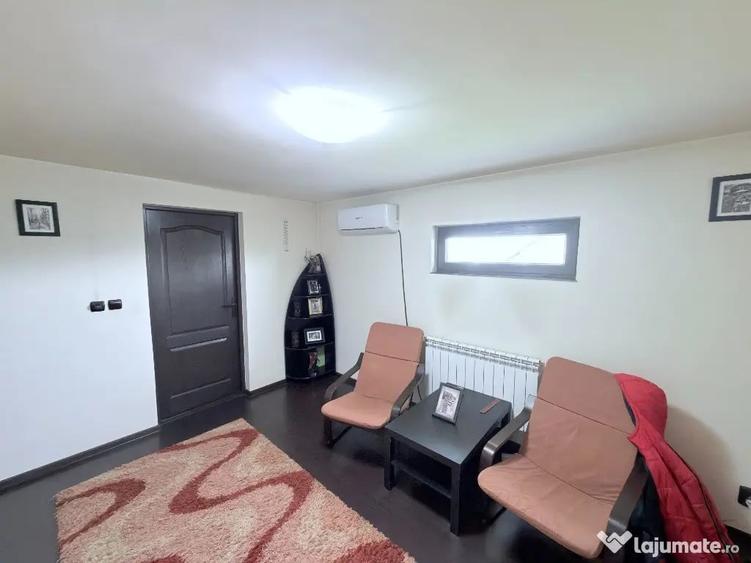 Casă cu 4 camere cu Teren 500 Mp în Central