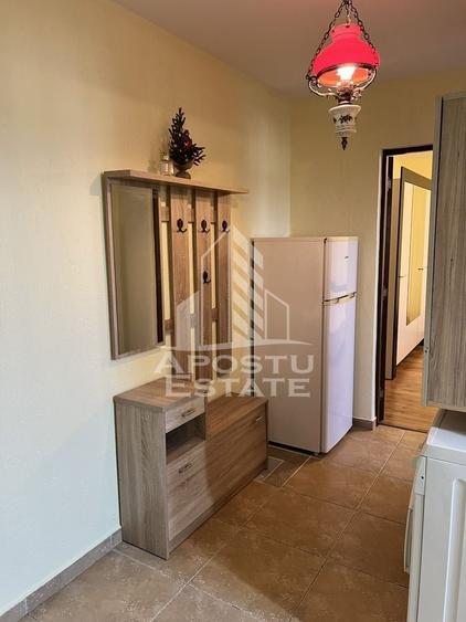 Apartament cu 2 camere decomandat în Lipovei