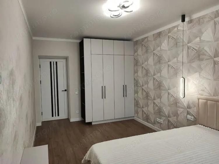 Apartament cu 2 camere decomandat în Pajura