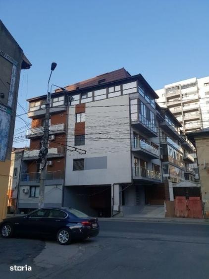 Garsonieră nedecomandată în Titan