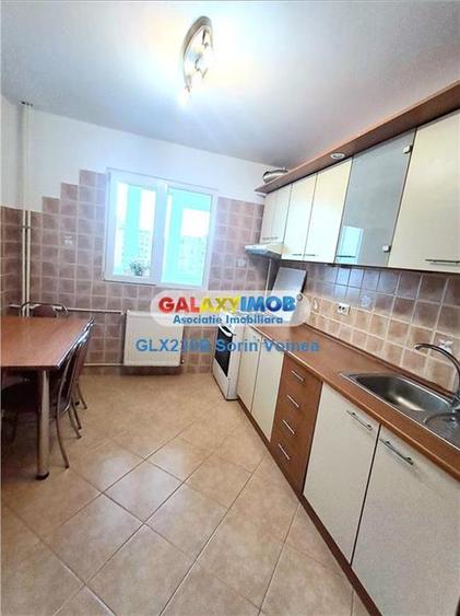 Apartament cu 3 camere decomandat, mobilat în Brâncoveanu