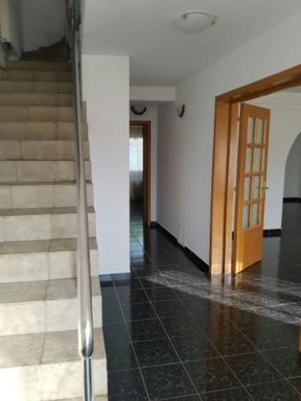 Duplex cu 6 camere cu Canalizare în Popești-Leordeni