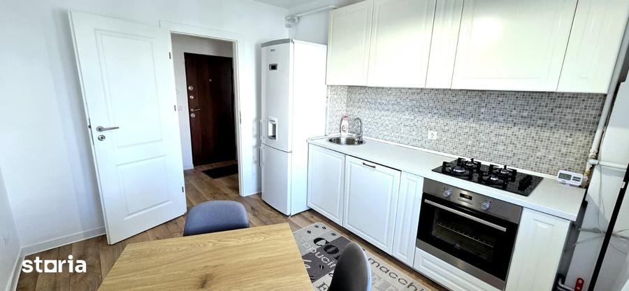 Apartament cu 2 camere decomandat în Republicii