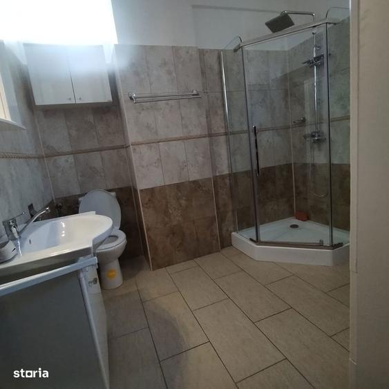 Apartament cu 2 camere decomandat în Romană