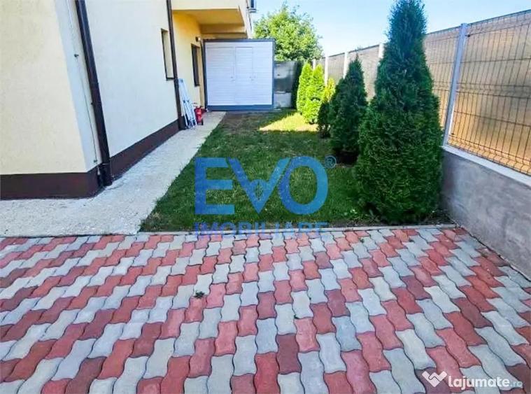 Apartament cu 3 camere semidecomandat în Valea Adâncă