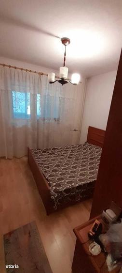 Apartament cu 4 camere semidecomandat în Vatra Luminoasă