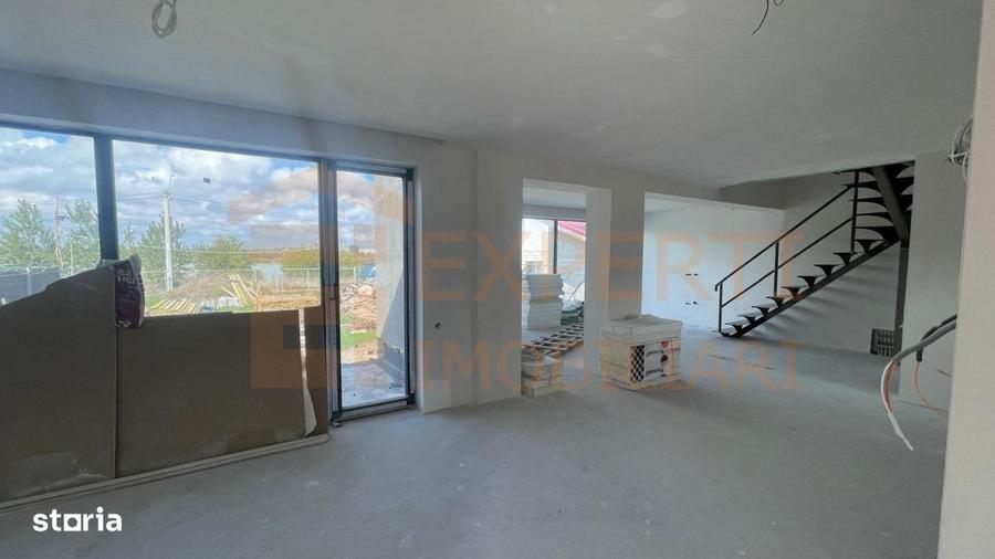 Casă cu 4 camere în Agigea