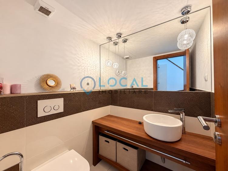 Apartament cu 3 camere semidecomandat, mobilat în Mărăști