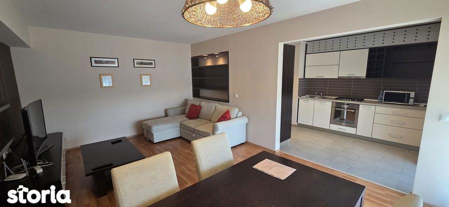 Apartament cu 2 camere decomandat în Est