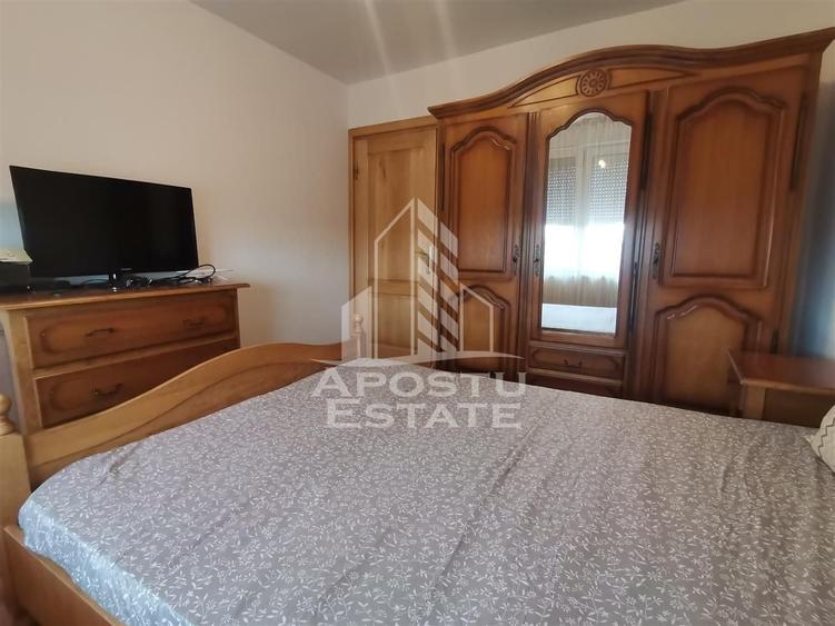 Apartament cu 3 camere decomandat, mobilat în Complex Studențesc