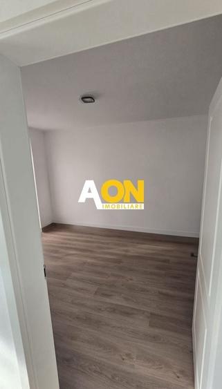 Casă individuală cu 4 camere cu Canalizare în Cetate