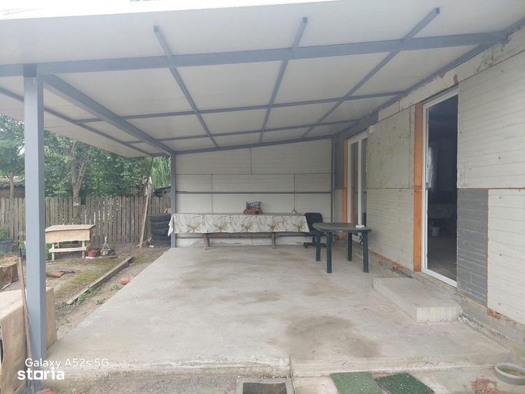 Casă cu 4 camere în Central