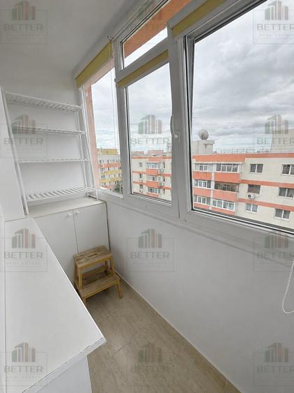 Apartament cu 3 camere decomandat în Tei