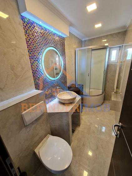 Apartament cu 2 camere decomandat în Panduri