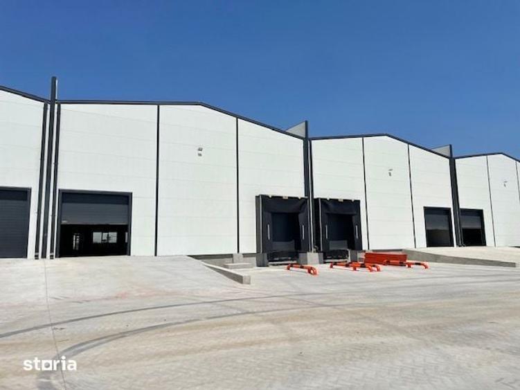 Spațiu comercial, de 1,800 mp, în Nord