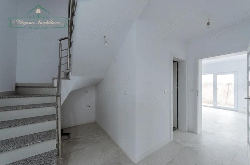 Casă cu 5 camere cu Teren 222 Mp în Gai