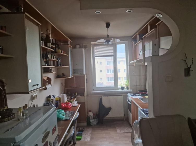 Apartament cu 2 camere decomandat în Mărăței