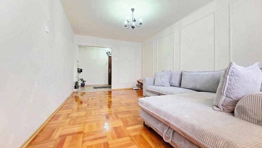 Apartament cu 2 camere decomandat în Central