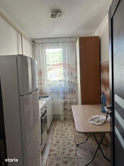 Apartament cu 2 camere decomandat, mobilat în Dărmănești