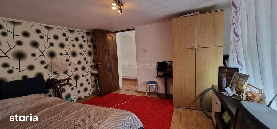 Casă cu 6 camere cu Teren 482 Mp în Central
