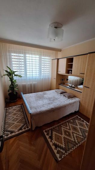 Apartament cu 2 camere decomandat, mobilat în Berceni