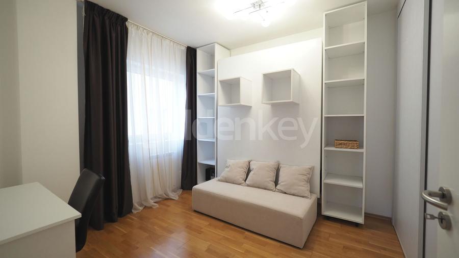 Apartament cu 4 camere decomandat, mobilat în Pipera