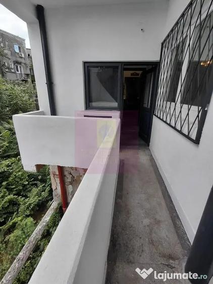 Apartament cu 2 camere decomandat în Foișorul de Foc