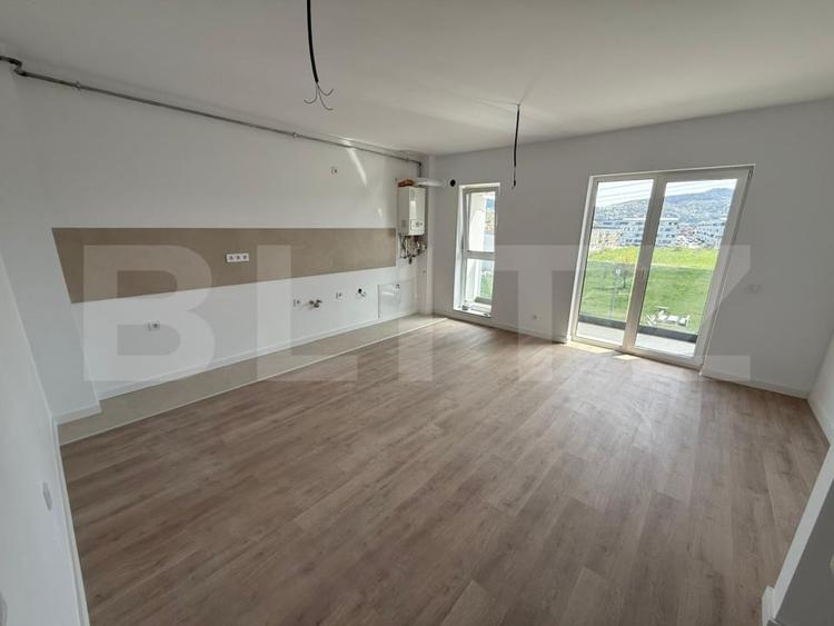 Apartament cu 2 camere, finisat, bloc nou, cu parcare subterana - 2