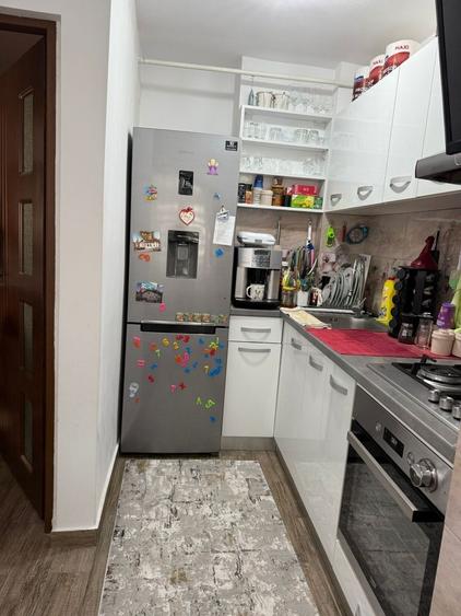 Apartament cu 2 camere decomandat în 9 Mai