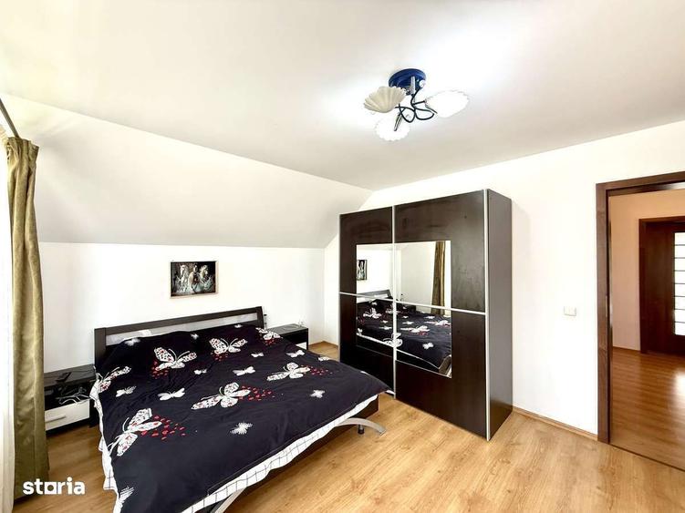 Casă cu 4 camere în Stana