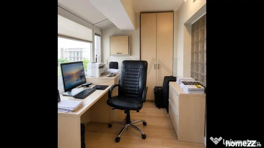 Apartament cu 4 camere decomandat în Ultracentral