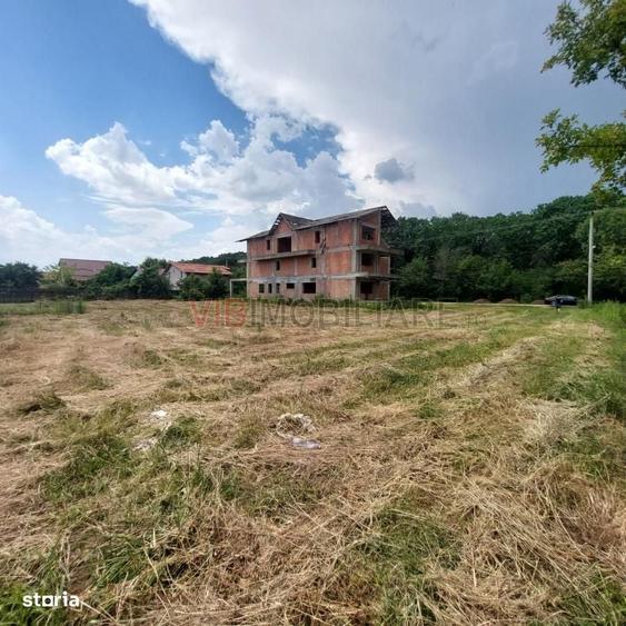 Teren 1.000 mp langa padure Balotesti, Str. Fieni - 3