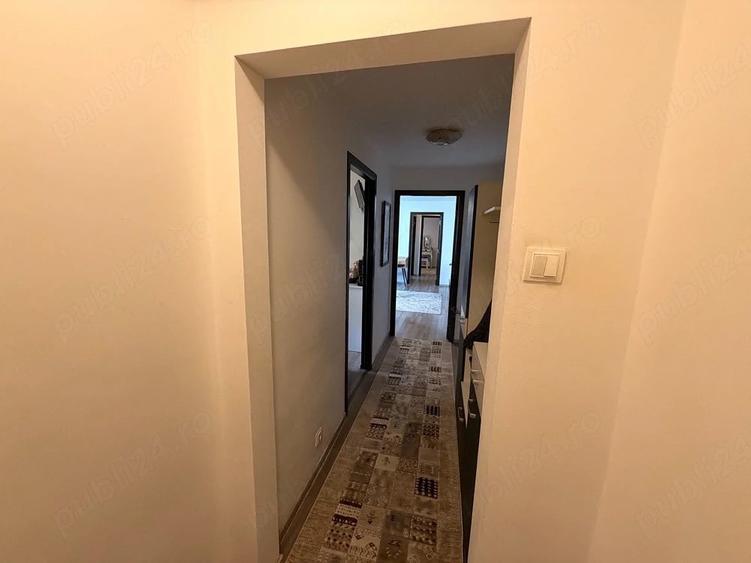 Apartament cu 2 camere semidecomandat în Soarelui